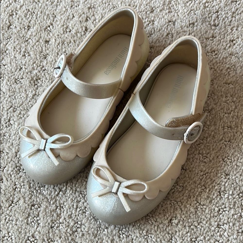 Mini Melissa Cream and Silver Dress Shoes with Bow Detail